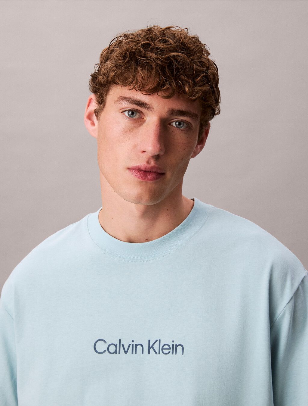 Calvin Klein - Áo phông thời trang nam CK Logo Crew Neck Tee