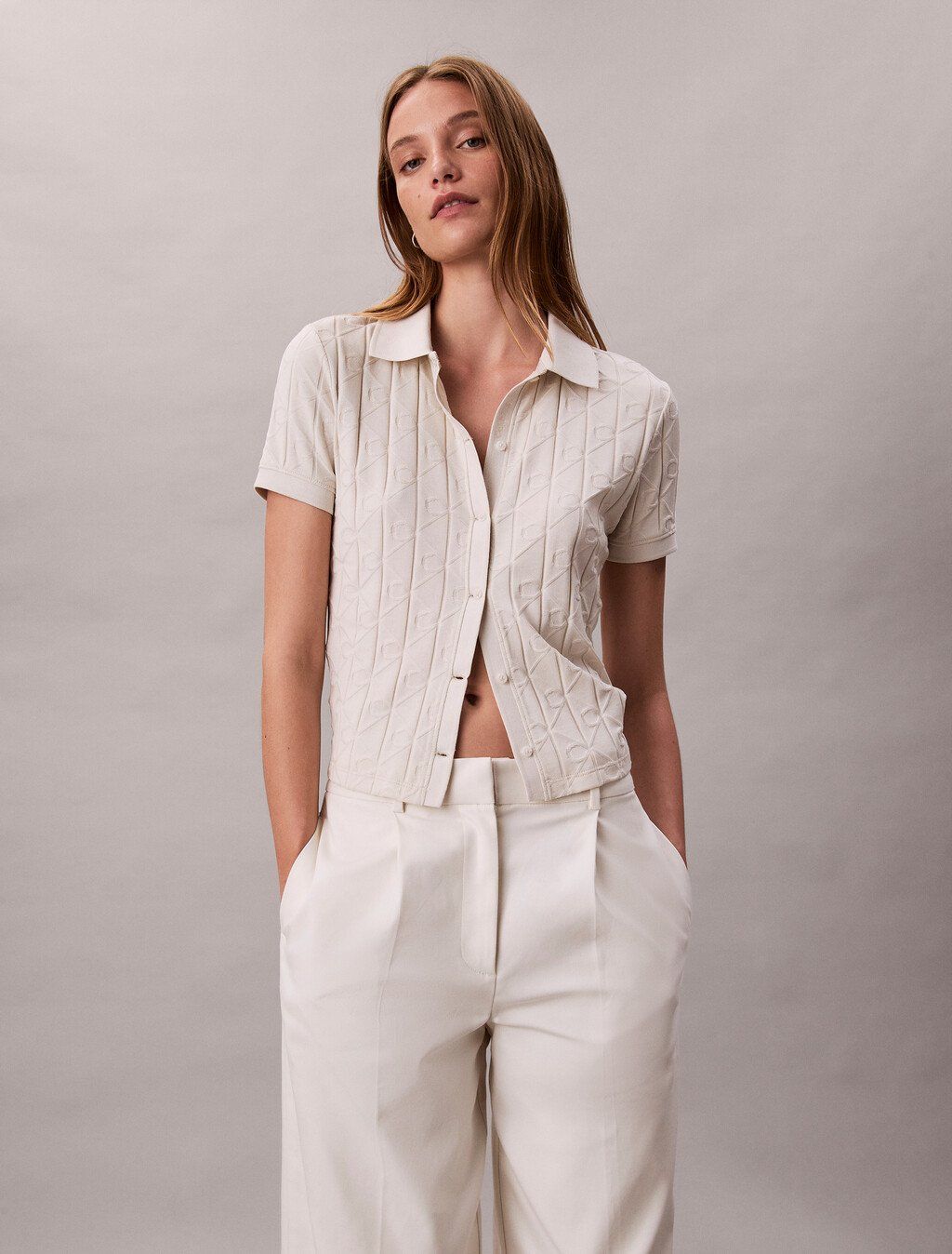 Calvin Klein - Áo polo nữ Allover Monogram Logo Jacquard Polo Top