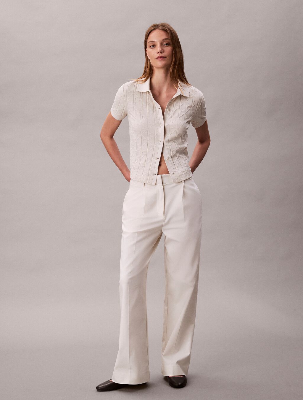 Calvin Klein - Áo polo nữ Allover Monogram Logo Jacquard Polo Top