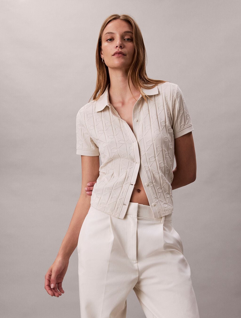 Calvin Klein - Áo polo nữ Allover Monogram Logo Jacquard Polo Top