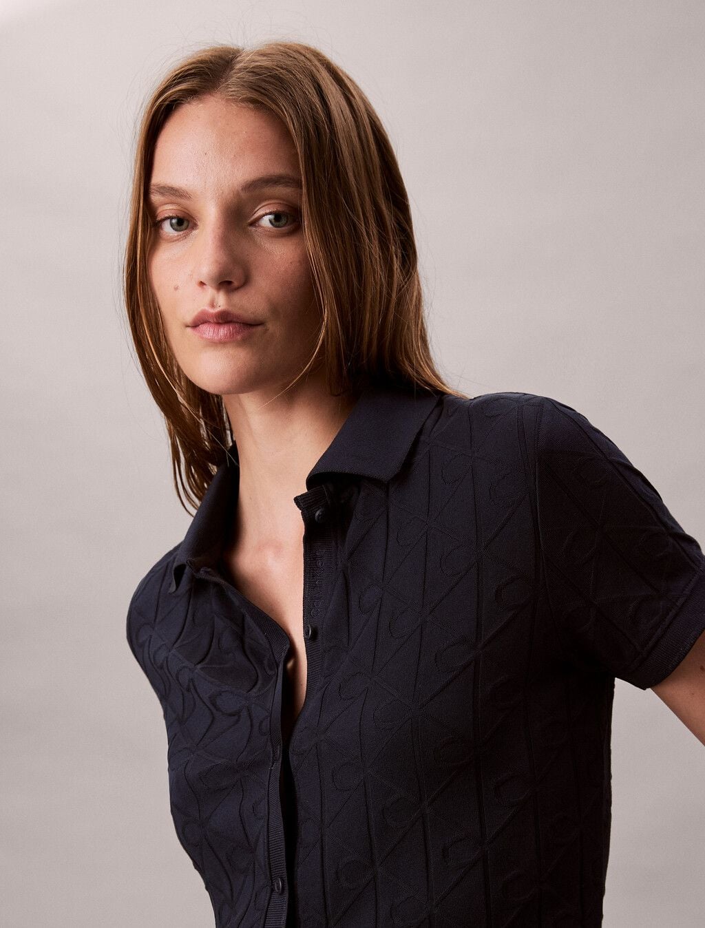 Calvin Klein - Áo polo nữ Allover Monogram Logo Jacquard Polo Top