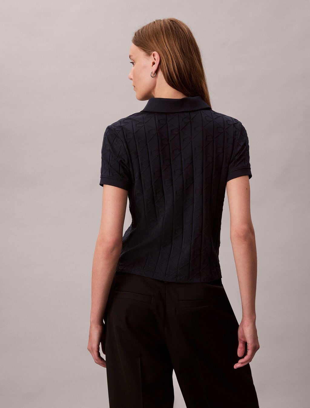 Calvin Klein - Áo polo nữ Allover Monogram Logo Jacquard Polo Top