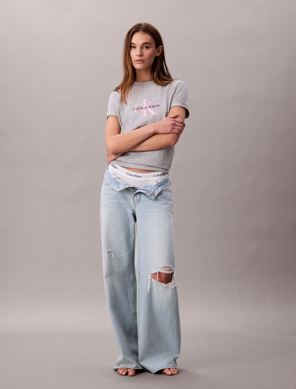 Calvin Klein - Áo thun thời trang nữ Monogram T-shirt