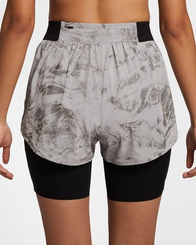 Nike - Quần ngắn thể thao Nữ Nike Swift Women's Mid-Rise 2-In-1 Running Shorts With Reflective Design Accents