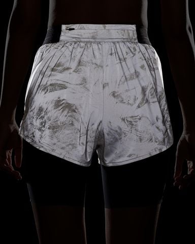 Nike - Quần ngắn thể thao Nữ Nike Swift Women's Mid-Rise 2-In-1 Running Shorts With Reflective Design Accents