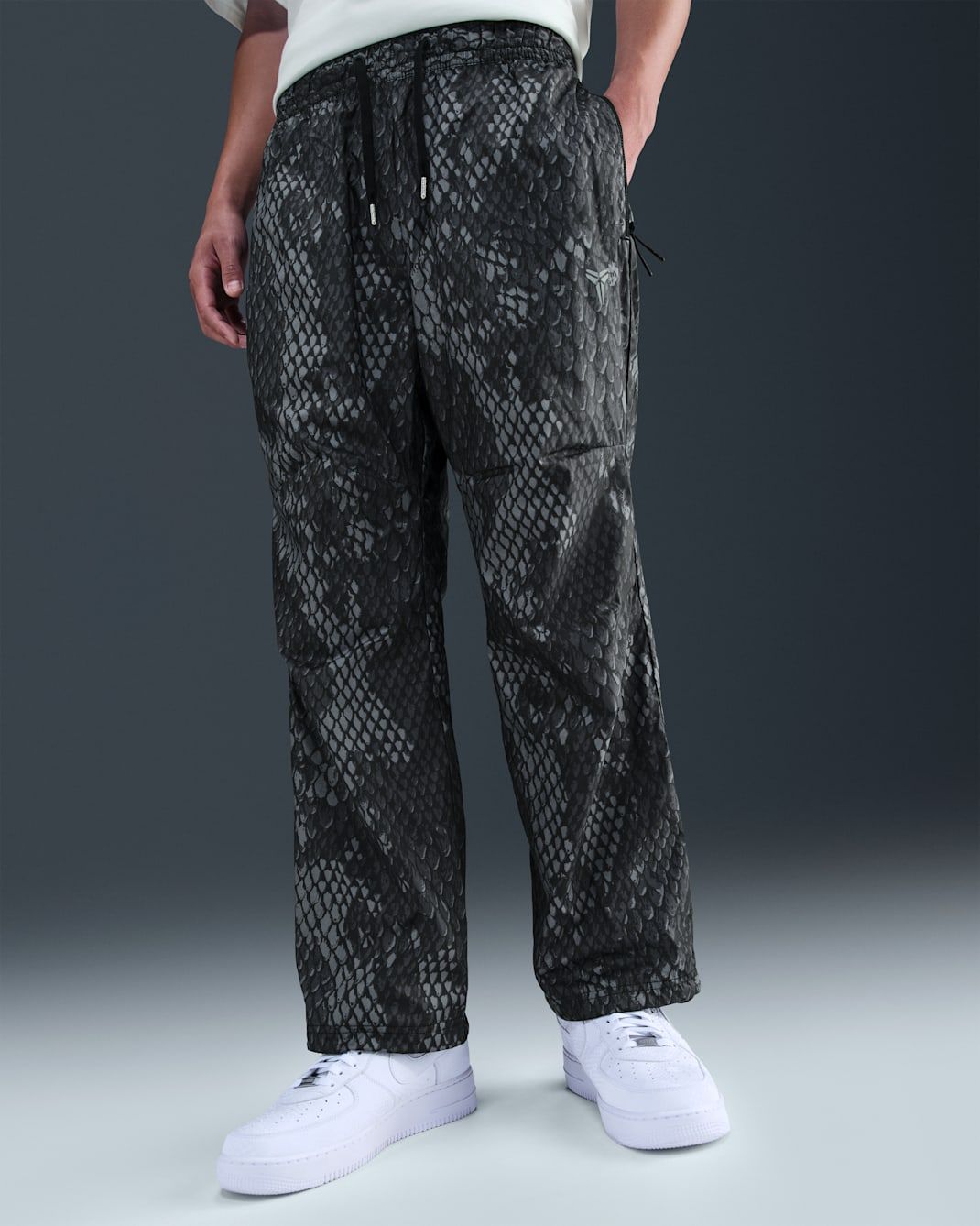 Nike - Quần dài thể thao Nam Kobe Men's Lightweight Woven Trousers