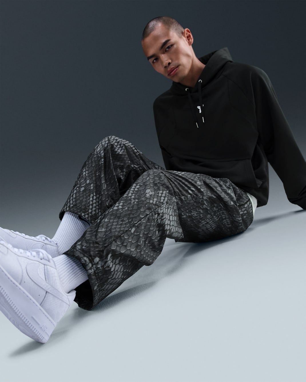 Nike - Quần dài thể thao Nam Kobe Men's Lightweight Woven Trousers