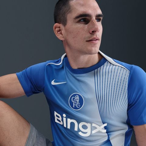 Nike - Áo đá banh Nam Men's Chelsea F.C. Academy Pro Dri-Fit Total 90 Pre-Match Football Jersey - Blue