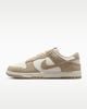 Nike - Giày Sneakers Nữ Nike Dunk Low SE