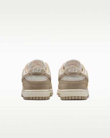 Nike - Giày Sneakers Nữ Nike Dunk Low SE