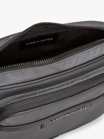Tommy Hilfiger - Túi đeo chéo nam Metal Logo Crossbody Reporter Bag - 4
