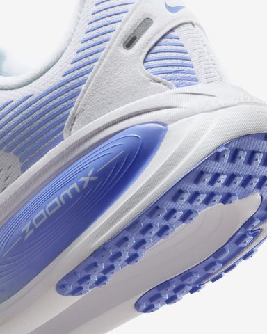 Nike - Giày chạy bộ thể thao Nữ Nike Vomero 18 Women's Road Running Shoes