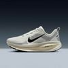 Nike - Giày chạy bộ thể thao Nữ Vomero 18 Women's Road Running Shoes