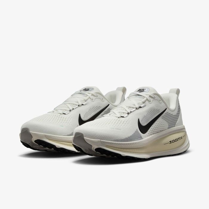 Nike - Giày chạy bộ thể thao Nữ Vomero 18 Women's Road Running Shoes