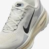 Nike - Giày chạy bộ thể thao Nữ Vomero 18 Women's Road Running Shoes