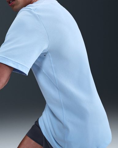 Nike - Áo thun tay ngắn thể thao Nam Dri-FIT Primary Men's Training T-Shirt