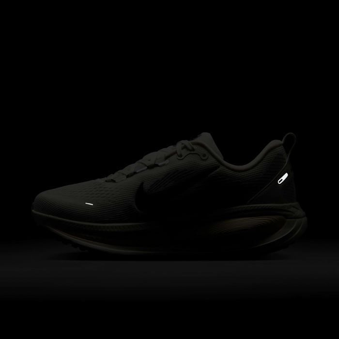 Nike - Giày chạy bộ thể thao Nữ Vomero 18 Women's Road Running Shoes