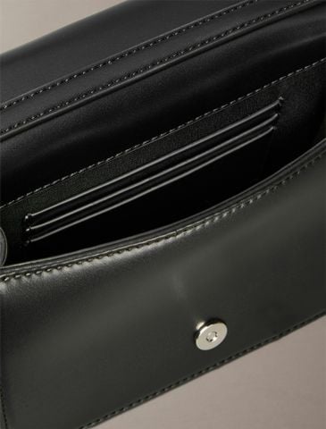 Calvin Klein - Túi đeo chéo Nữ Quilted Emblem Logo Mini Bag - 2