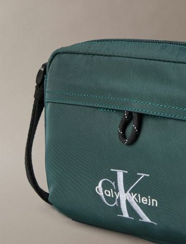 Calvin Klein - Túi đeo chéo nam Bold Logo Nylon Camera Bag