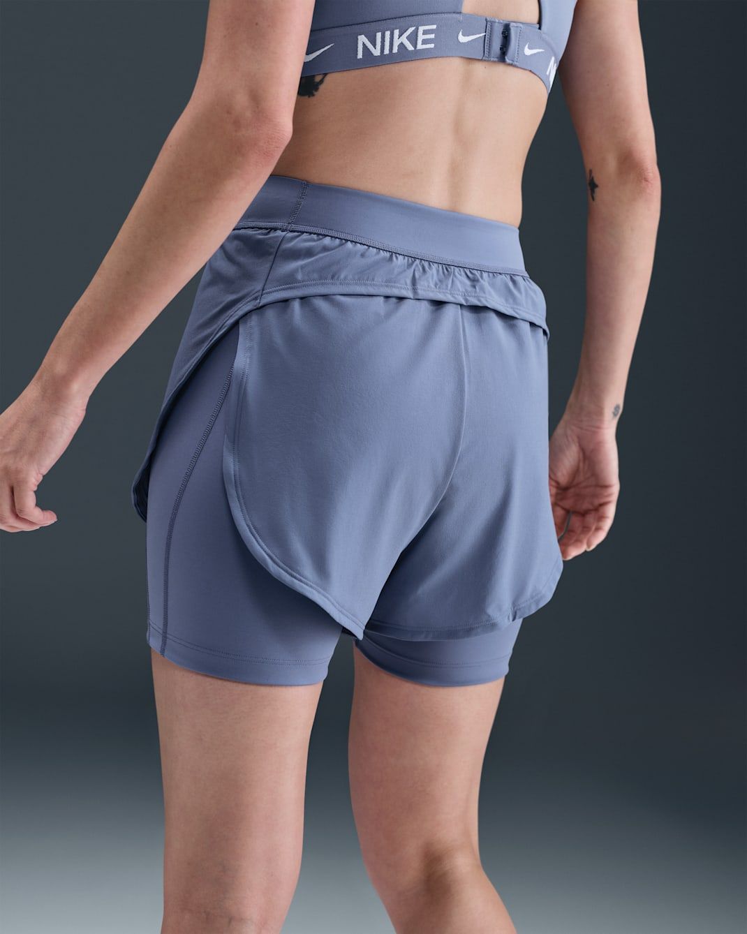 Nike - Quần ngắn thể thao Nữ Universa Women's 2-in-1 12.5cm Shorts