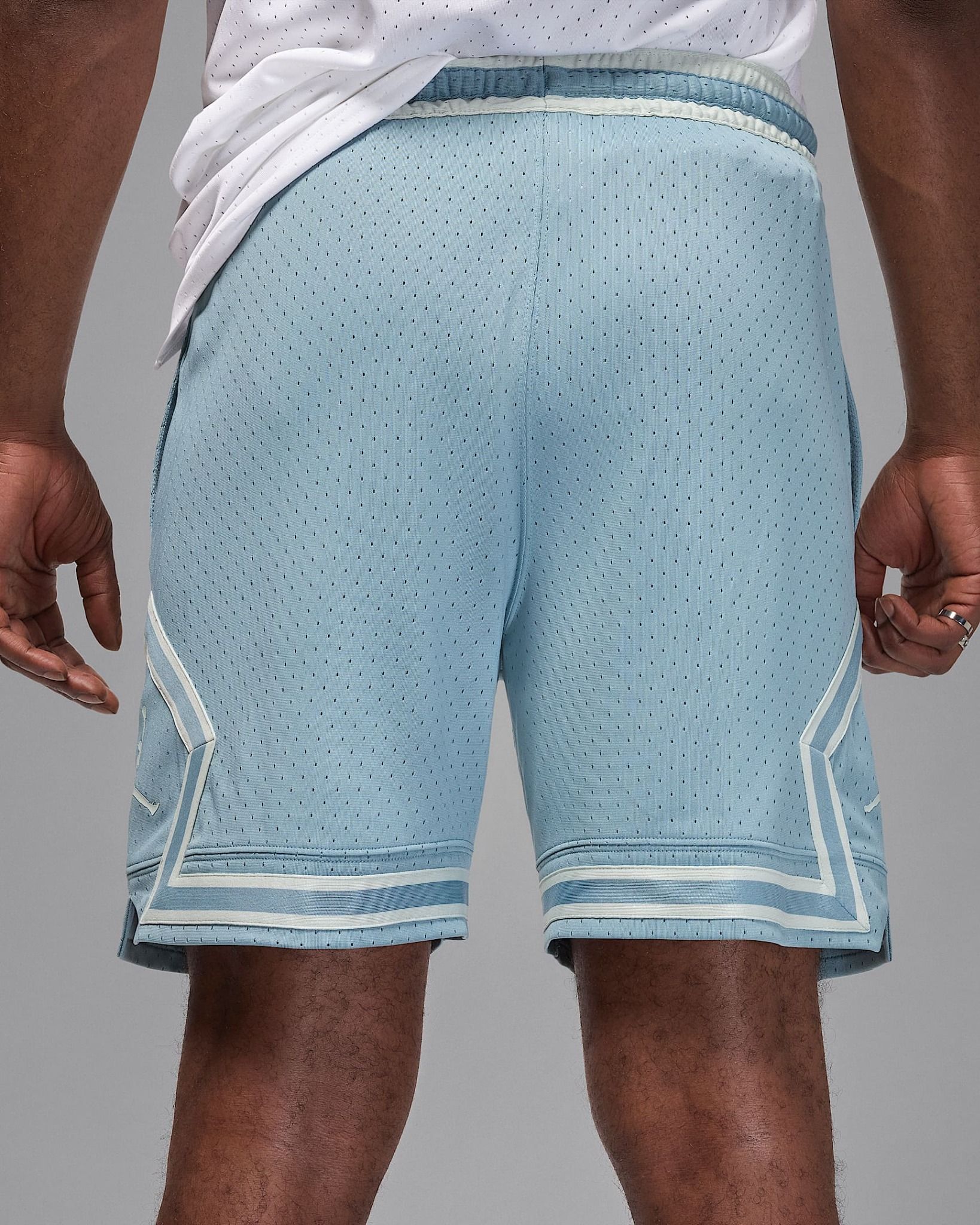 Nike - Quần lửng thể thao Nam Jordan Sport Men's Dri-FIT Mesh Diamond Shorts