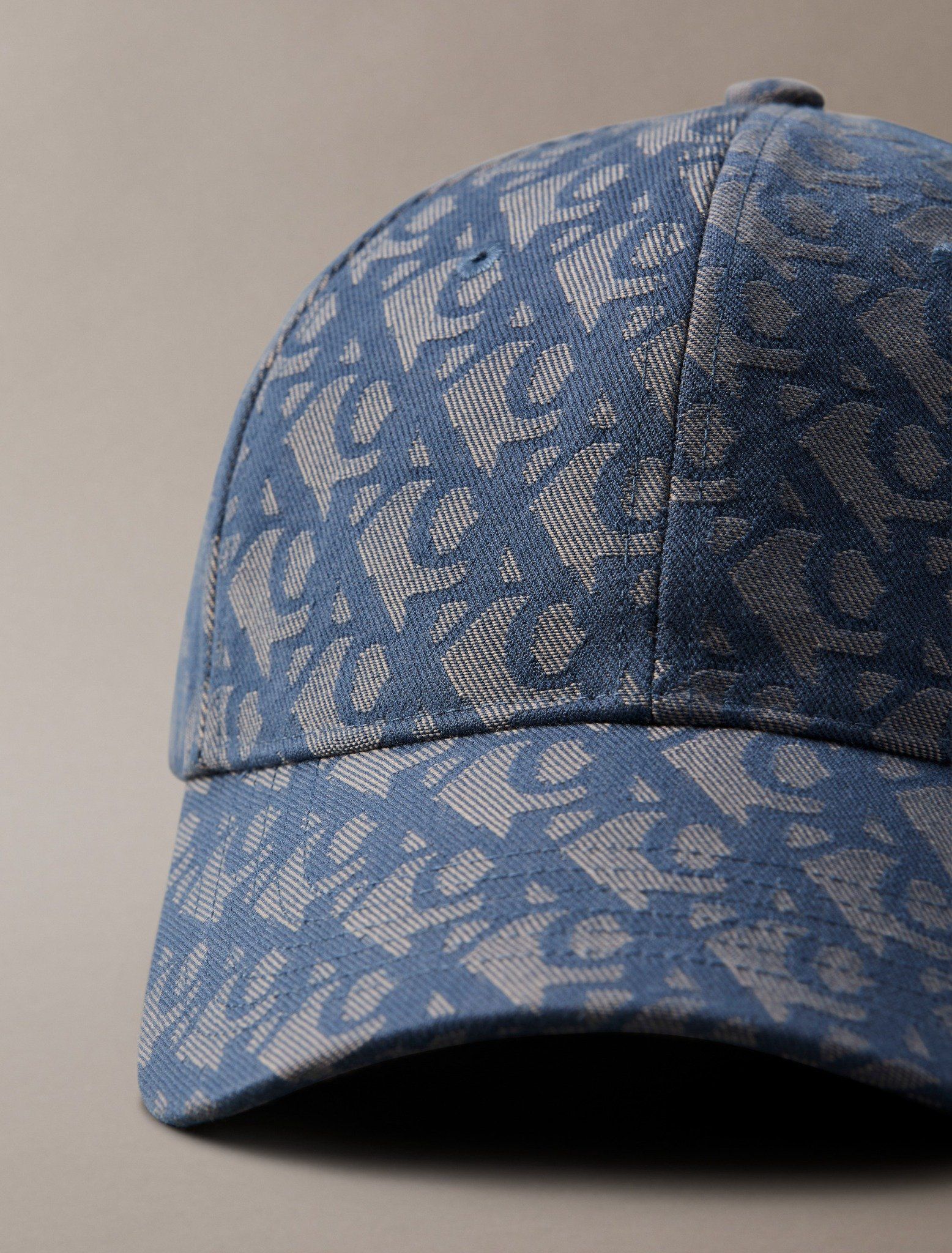 Calvin Klein - Nón nam Logo Jacquard Baseball Cap