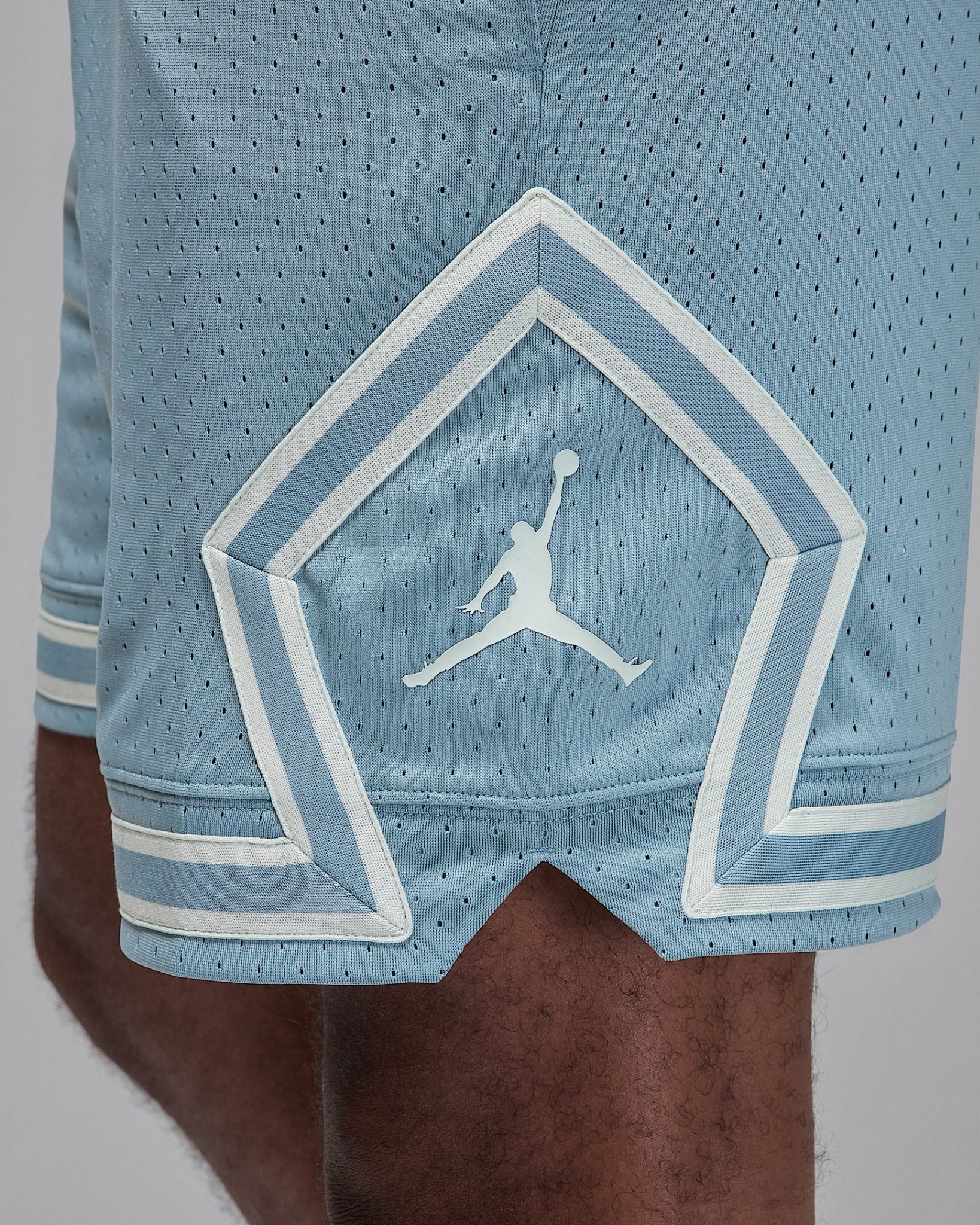 Nike - Quần lửng thể thao Nam Jordan Sport Men's Dri-FIT Mesh Diamond Shorts