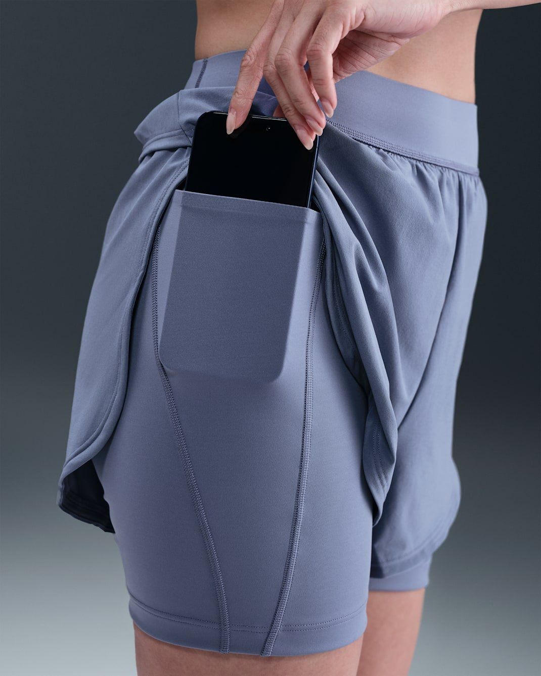 Nike - Quần ngắn thể thao Nữ Universa Women's 2-in-1 12.5cm Shorts