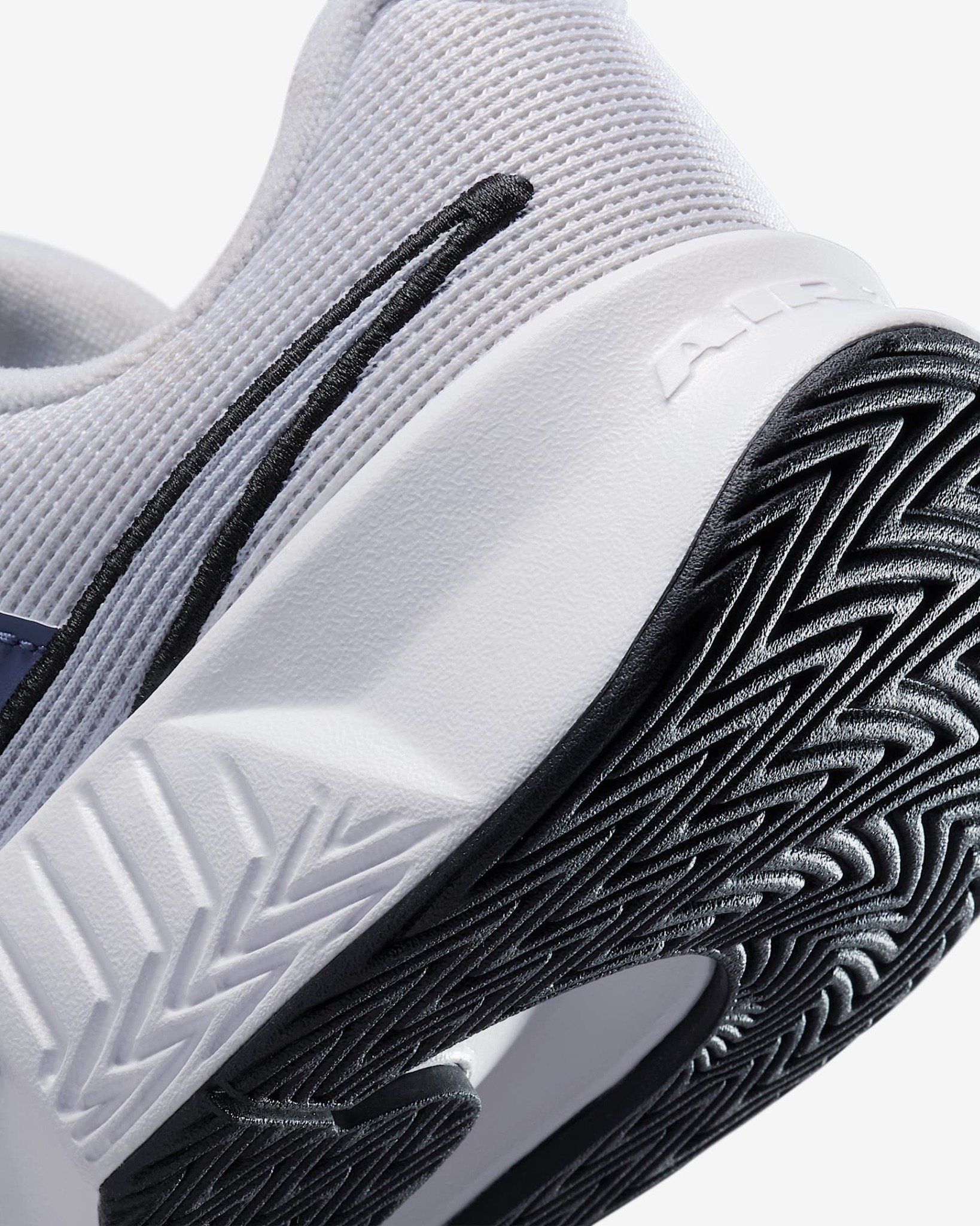 Nike - Giày quần vợt thể thao Nữ GP Challenge Pro Women's Hard Court Tennis Shoes.