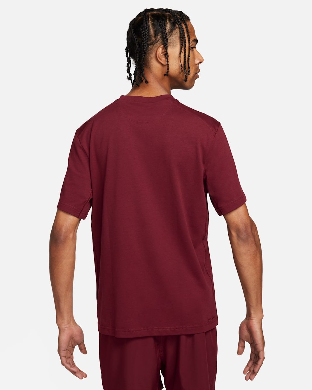 Nike - Áo phông tay ngắn thể thao Nam Primary Men's Dri-FIT Short-Sleeve Versatile Top