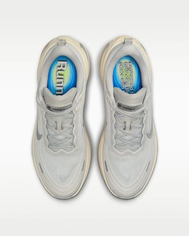 Nike - Giày Chạy Bộ Nam Vomero Plus