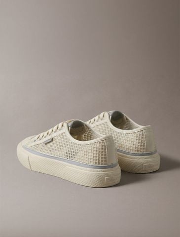 Calvin Klein - Giày Sneakers Nữ Vulcanized Lace-Up Textured Sneakers