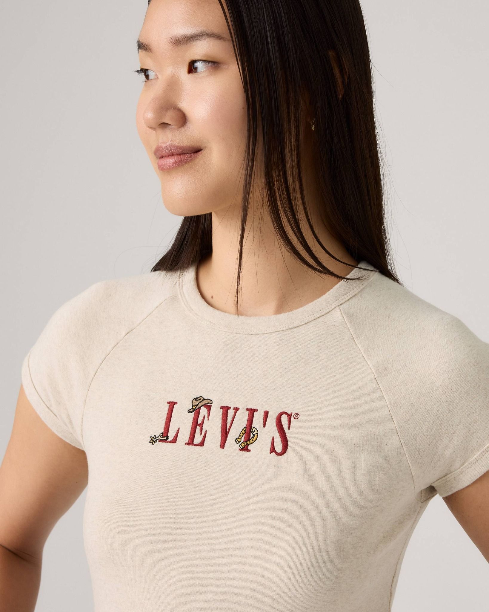 Levi's - Áo thun tay ngắn nữ Levi's® Women's Graphic Riley Raglan Tee