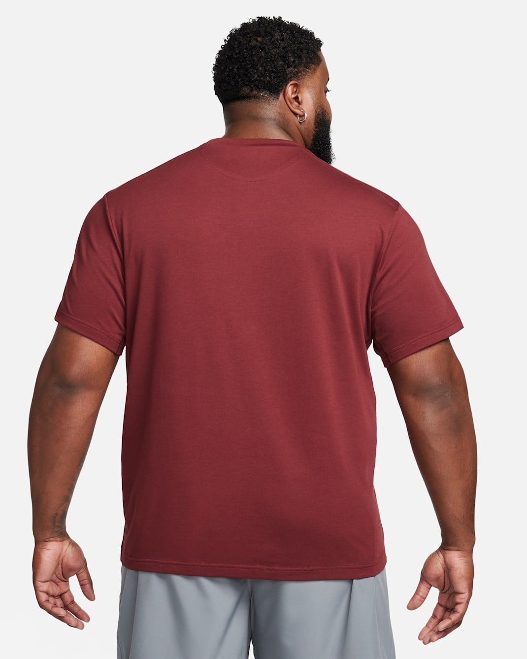 Nike - Áo phông tay ngắn thể thao Nam Primary Men's Dri-FIT Short-Sleeve Versatile Top