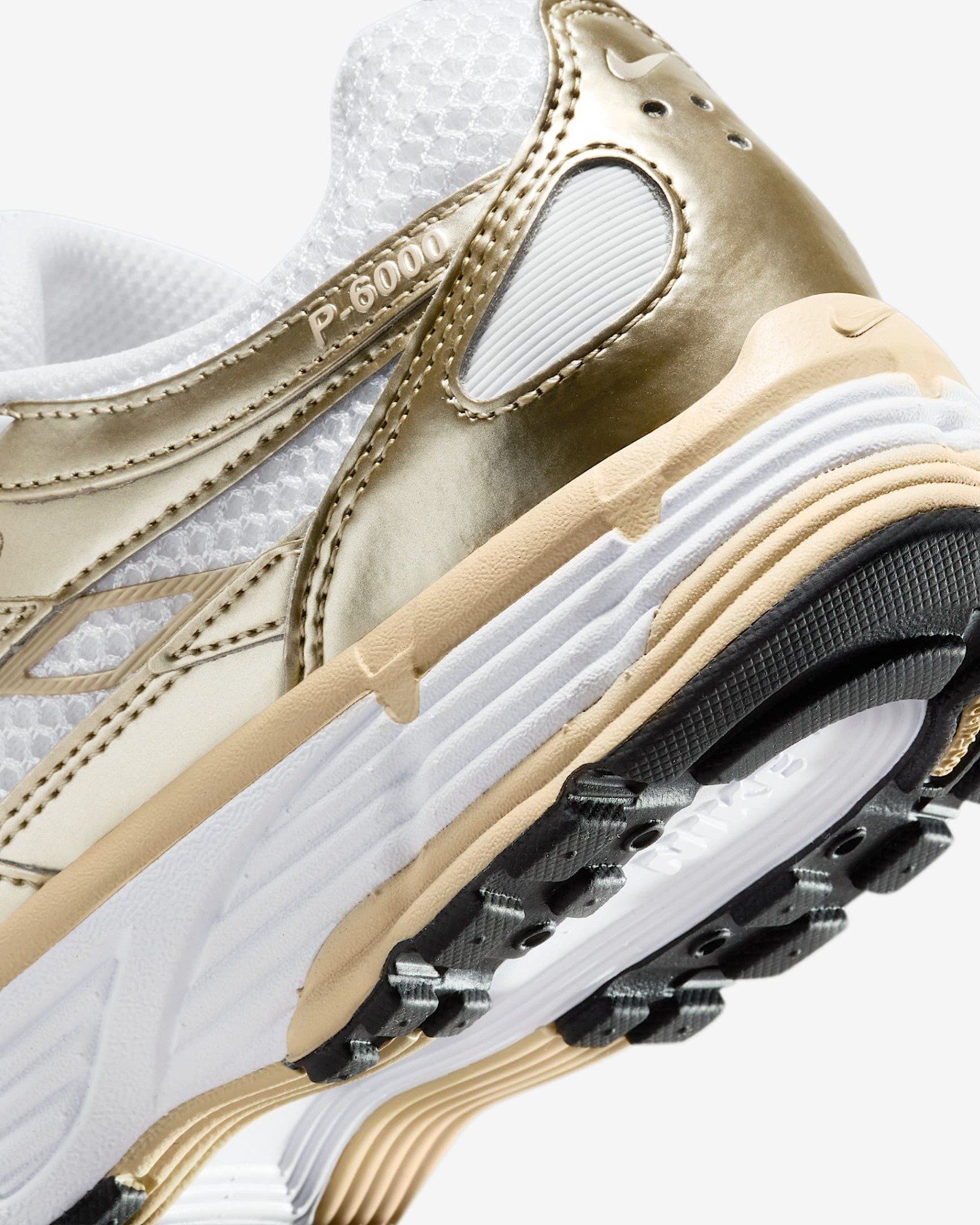 Nike - Giày thời trang thể thao Nữ Nike P-6000 Gold Women's Shoes