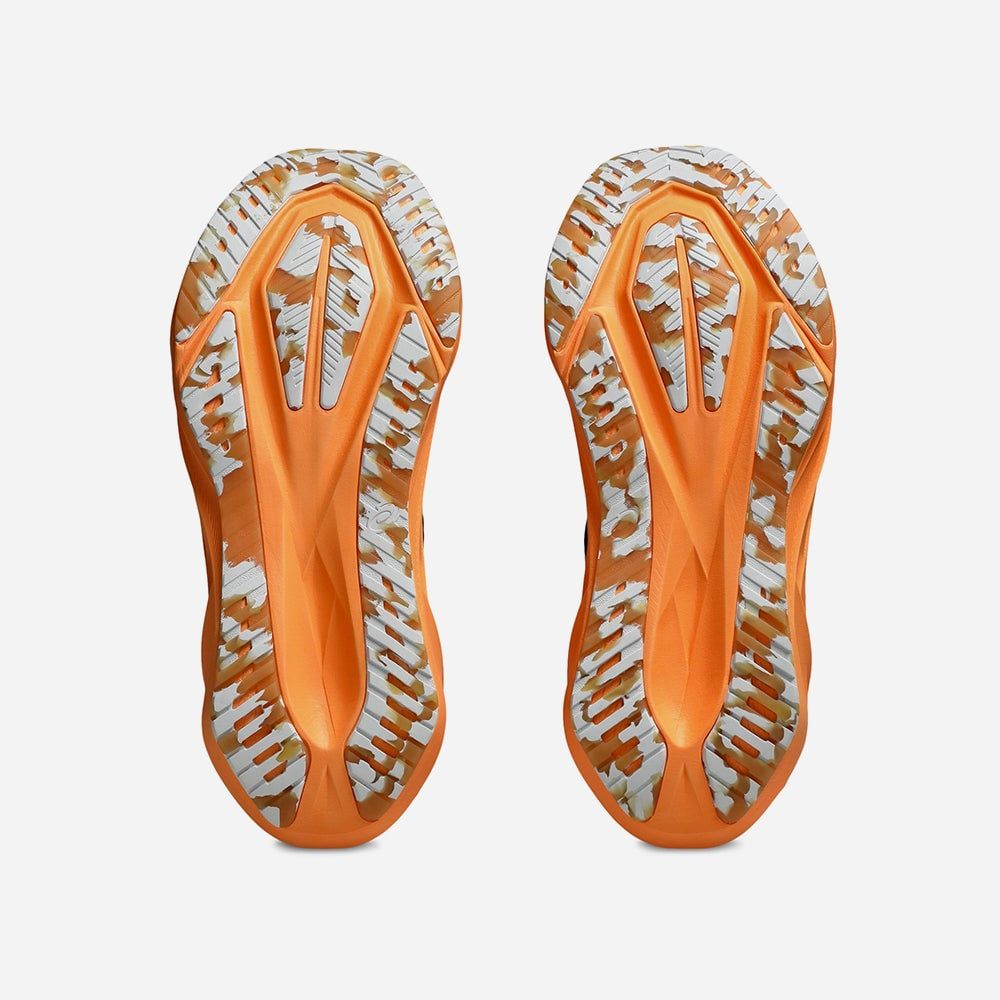 Asics - Giày chạy bộ nam Novablast 5 Lite-Show Running Shoes