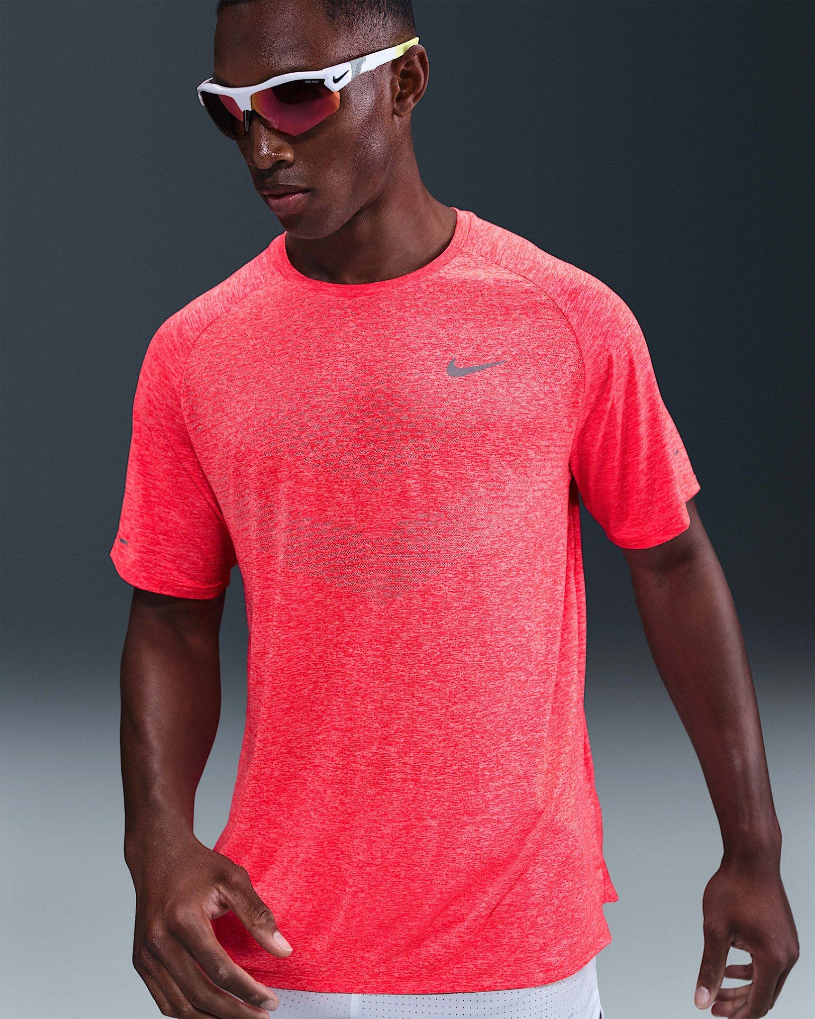 Nike - Áo thun tay ngắn thể thao Nam Stride Men's Dri-FIT ADV Short-Sleeve Running Top