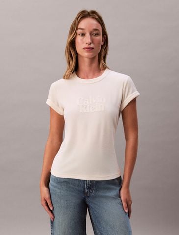 Calvin Klein - Áo Thun Tay Ngắn Nữ Velour Embossed Logo Graphic Slim T-Shirt