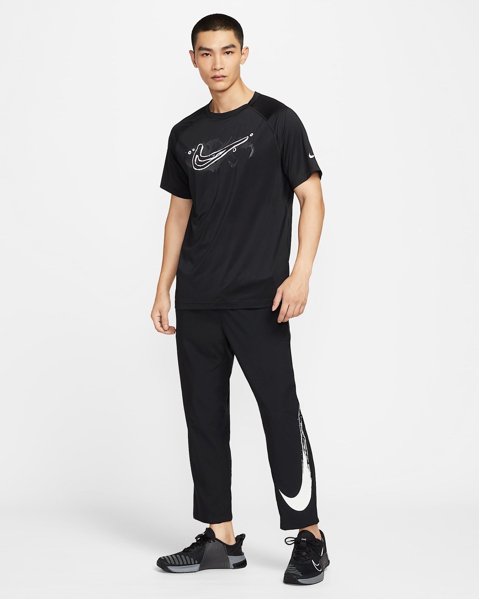 Nike - Quần dài thể thao Nam Nike Form Men's Dri-FIT Open-Hem Versatile Trousers