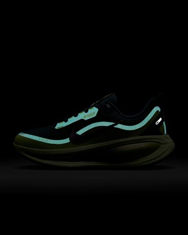Nike - Giày chạy bộ thể thao Nữ Nike Vomero 18 GORE-TEX Women's Waterproof Road Running Shoes