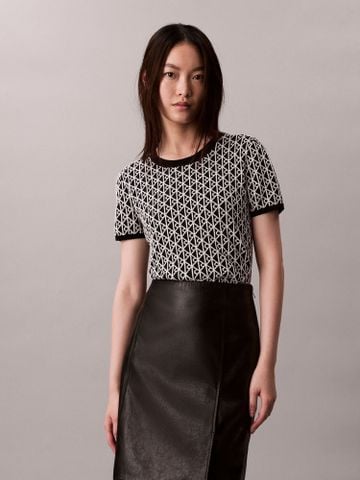 Calvin Klein - Áo tay ngắn dệt kim nữ Allover Emblem Logo Baby Tee