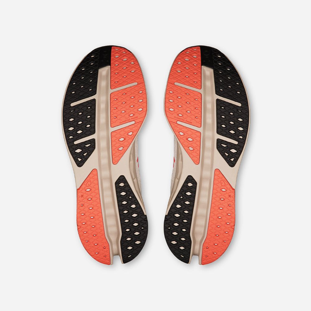 On - Giày chạy bộ nữ Cloudsurfer Max Running Shoes