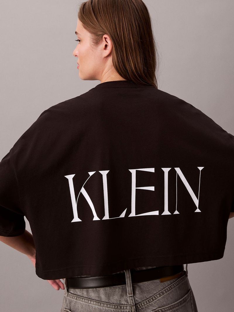 Calvin Klein - Áo thun thời trang nữ CK Cropped Graphic Tee