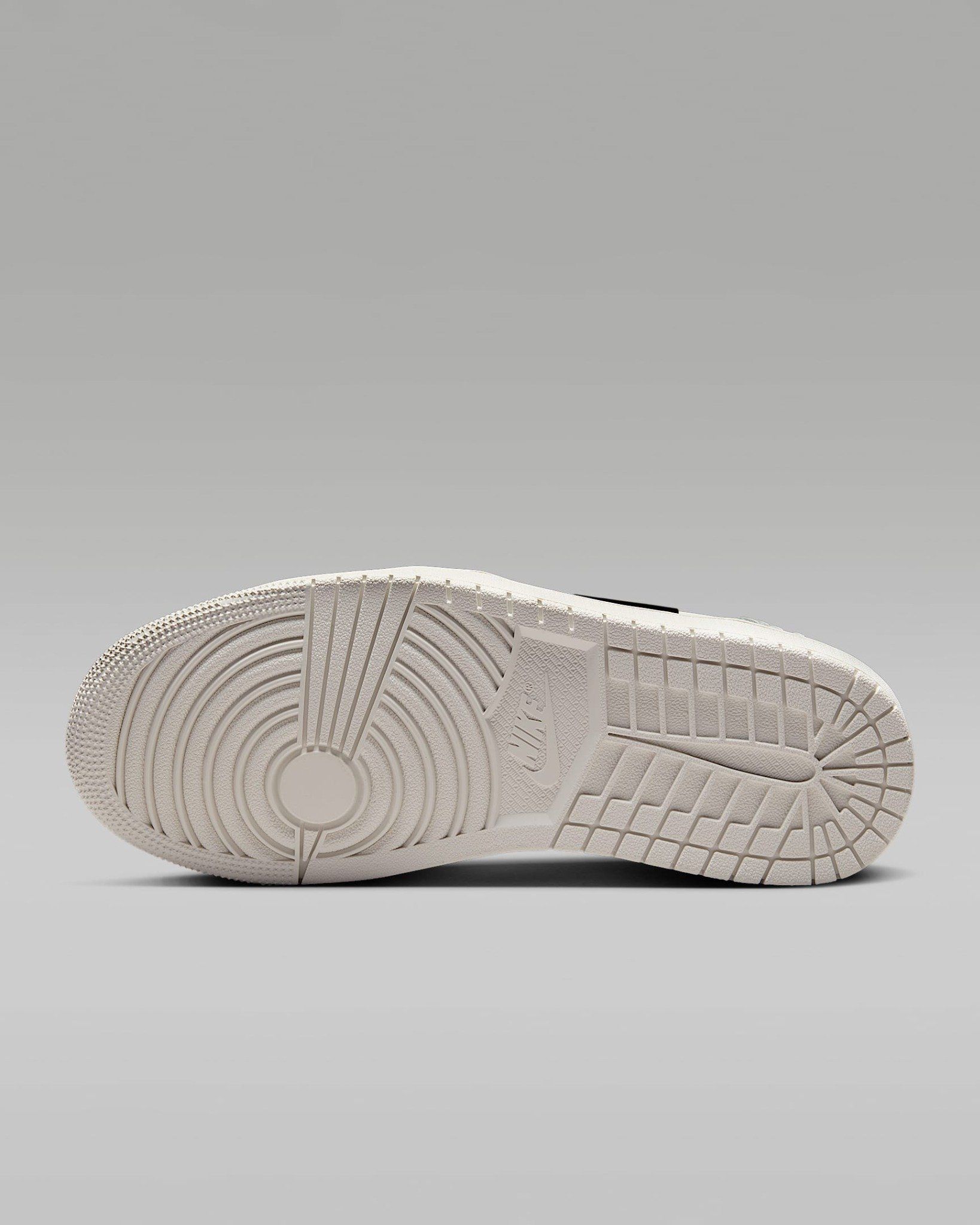 Nike - Giày thời trang thể thao Nữ Air Jordan 1 Low Method of Make Women's Shoes