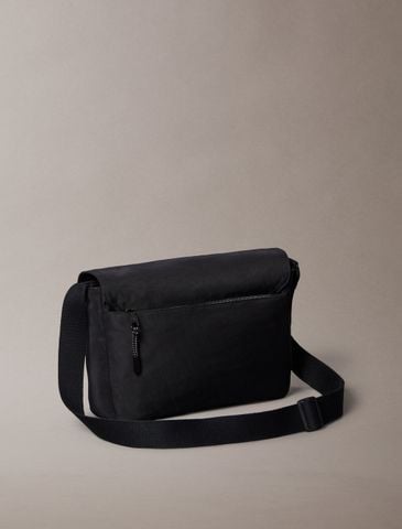 Calvin Klein - Túi đeo chéo nam Bold Logo Nylon Flap Messenger Bag