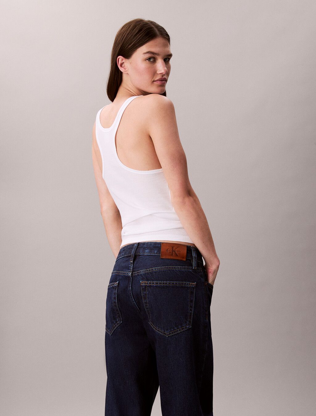 Calvin Klein - Quần jeans ống đứng nữ Signature 90s Straight Jeans