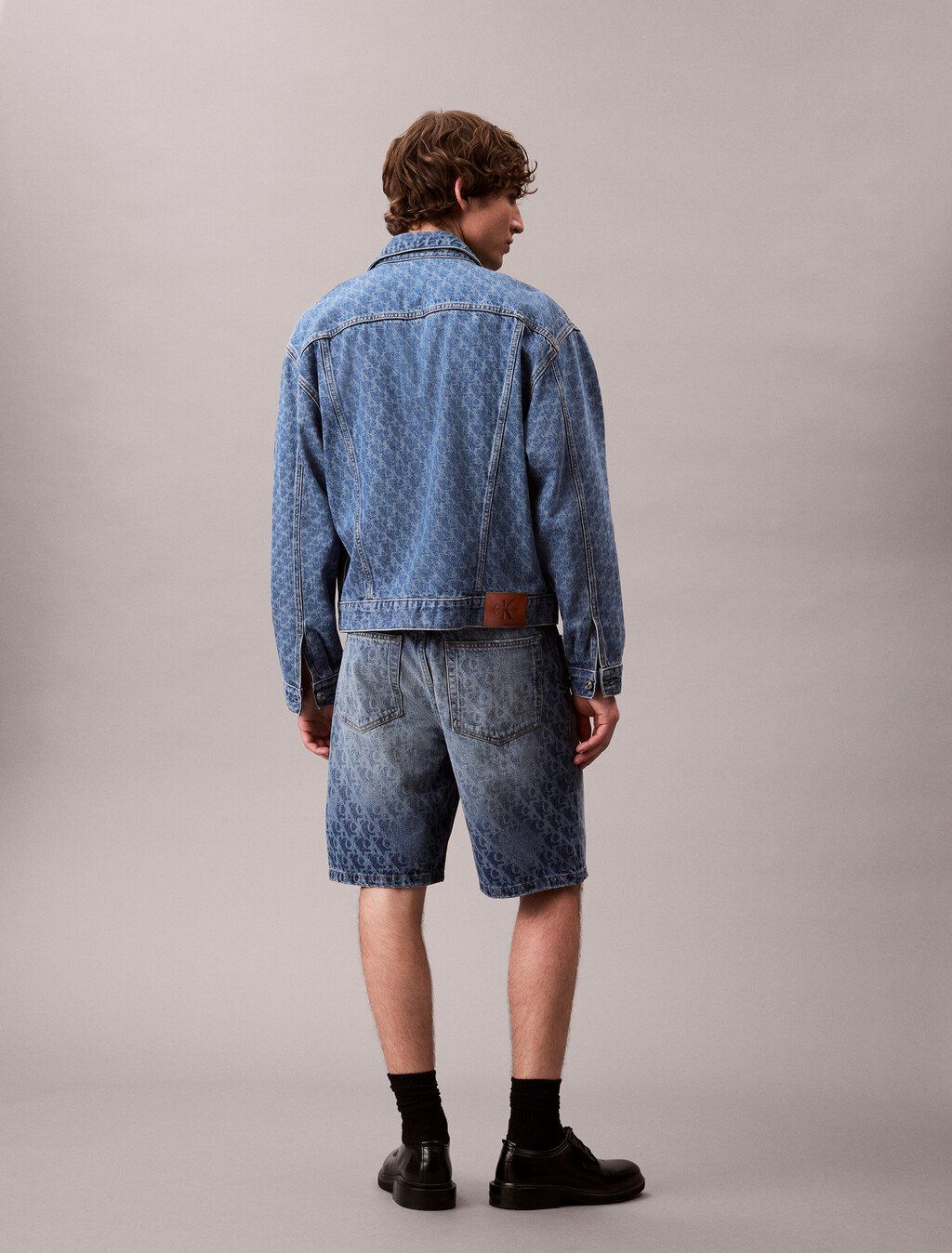 Calvin Klein - Quần jeans ngắn nam Monogram Logo 90's Shorts