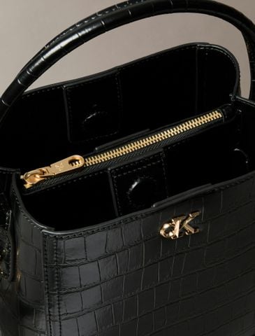 Calvin Klein - Túi xách nữ CK Monogram Logo Hardware Chain Crocodile Print Bucket Bag - 3