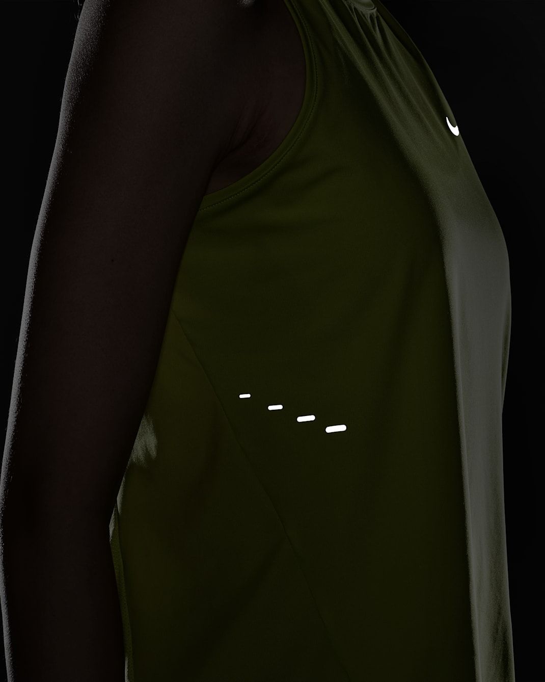 Nike - Áo ba lỗ thể thao Nữ Swift Women's Dri-FIT Running Tank Top