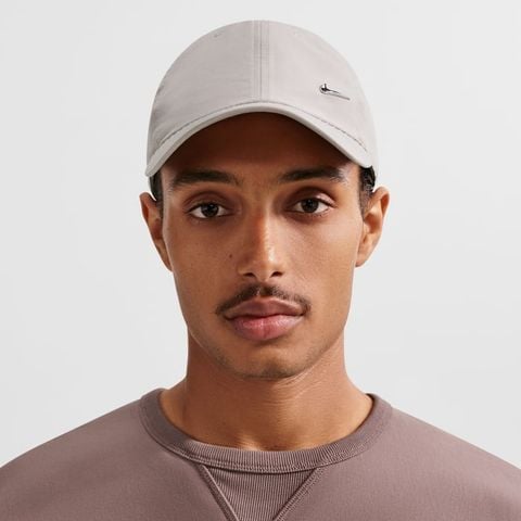 Nike - Nón Lưỡi Trai Unisex Dri-Fit Club Unstructured Metal Swoosh Cap